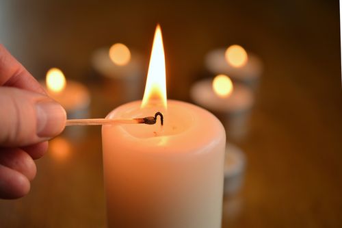 Kerzen mit RAL-Siegel schützen Umwelt und Gesundheit. 