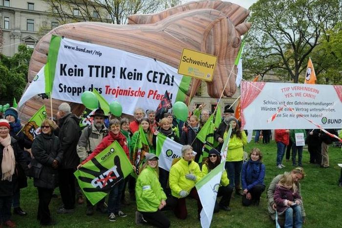 TTIP-Demonstration in Hannover. Foto: Adam Wolf