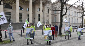 Protestaktion Gipskarst vor dem Niedersächsischen Landtag am 29.04.2021